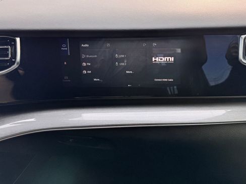 Used 2022 Jeep Wagoneer Series III image 23