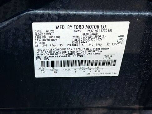 Certified 2023 Lincoln Nautilus Reserve AWD/4WD image 33