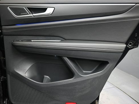 New 2026 Volkswagen Atlas Cross Sport SEL Premium R-Line image 14