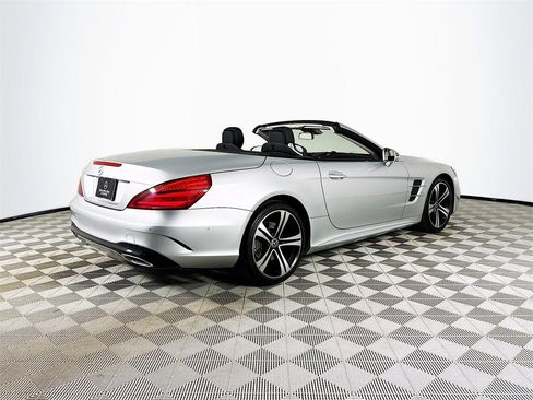 Used 2019 Mercedes-Benz SL 450 w/ Premium Package image 7