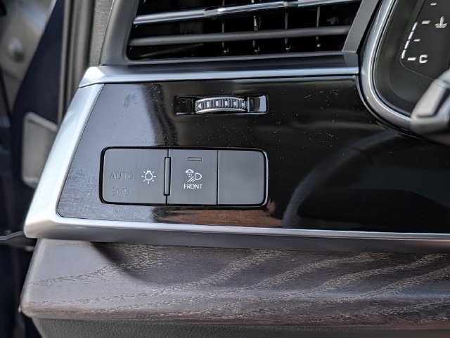 Used 2026 Audi Q7 2.0T Premium AWD/4WD image 23