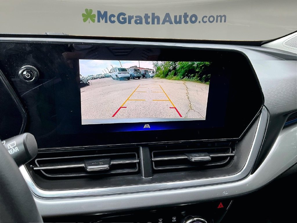 Used 2024 Chevrolet Trax LT w/ Driver Confidence Package FWD image 16