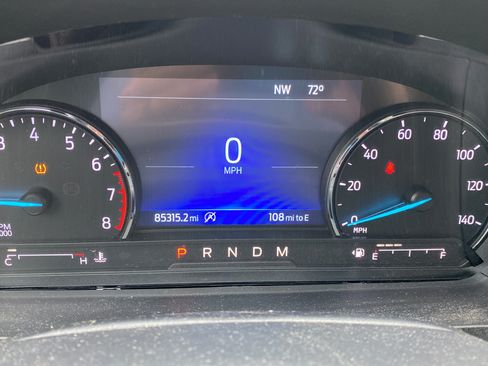 Used 2020 Ford Explorer XLT w/ Equipment Group 202A AWD/4WD image 18