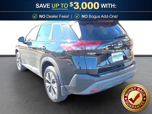 Used 2023 Nissan Rogue SV image 4