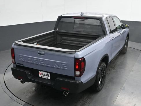 New 2026 Honda Ridgeline Black Edition image 29