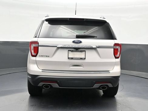 Used 2019 Ford Explorer Limited w/ Class III Trailer Tow Package FWD image 4