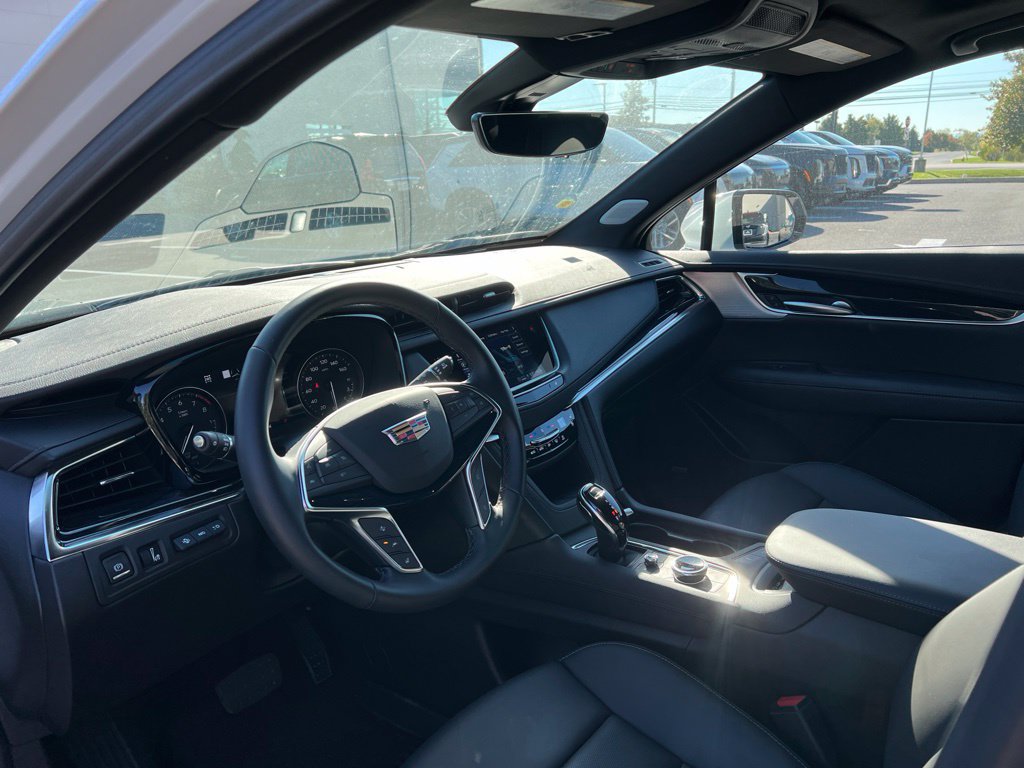 Certified 2026 Cadillac XT5 Premium Luxury w/ Driver Assist Package AWD/4WD image 19