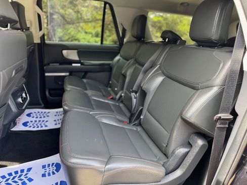Used 2025 Ford Expedition Max Active image 24