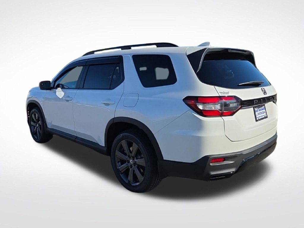 New 2026 Honda Pilot Sport image 6