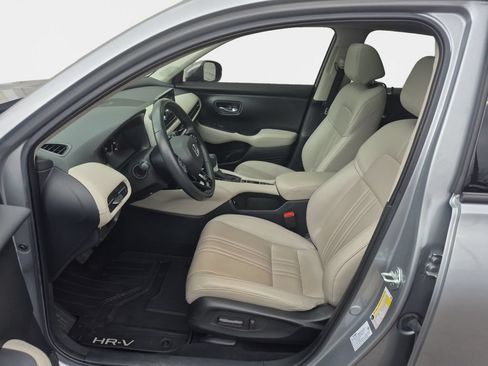 Used 2023 Honda HR-V EX-L image 12
