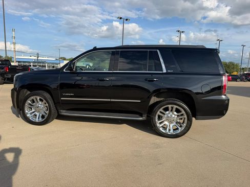 Used 2019 GMC Yukon SLT w/ Premium Edition AWD/4WD image 9