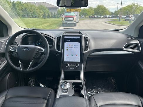 Used 2022 Ford Edge SEL w/ Convenience Package AWD/4WD image 5