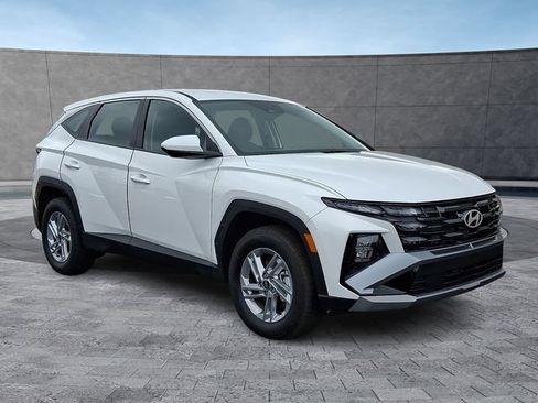 Certified 2026 Hyundai Tucson SE AWD/4WD image 2