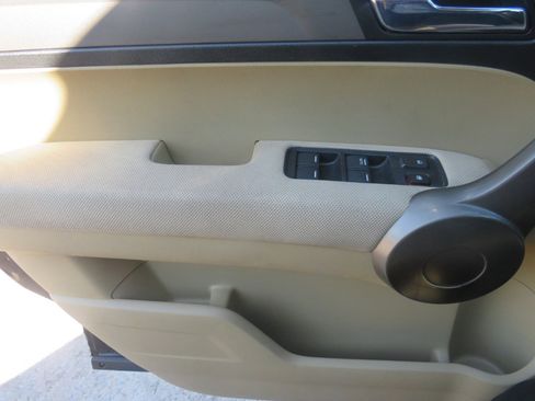 Used 2008 Honda CR-V LX image 28