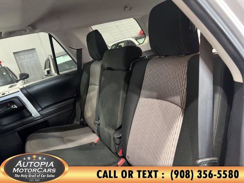Used 2014 Toyota 4Runner SR5 image 17
