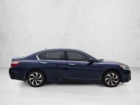Used 2017 Honda Accord EX-L image 4