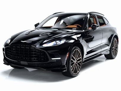 New 2026 Aston Martin DBX 707