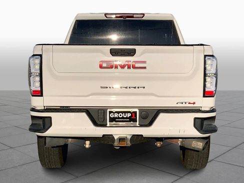Used 2023 GMC Sierra 2500 AT4 w/ Gooseneck/5TH Wheel Package image 4