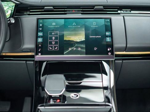 Used 2025 Land Rover Range Rover Sport SE image 27