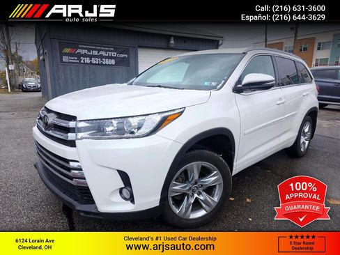 Used 2017 Toyota Highlander Limited image 1