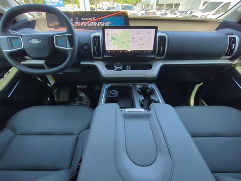 New 2026 Ford Expedition Active RWD image 15