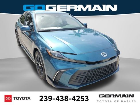 New 2025 Toyota Camry SE w/ Multimedia Upgrade Package FWD image 5