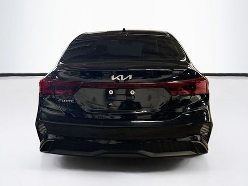Used 2023 Kia Forte LXS FWD image 6