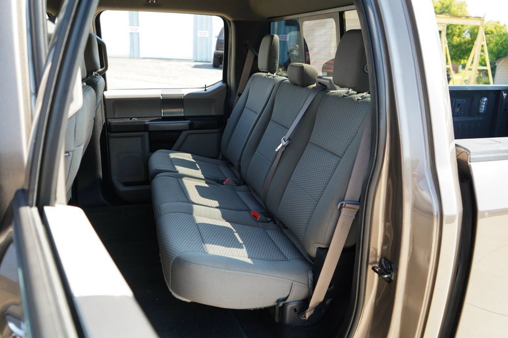 Used 2019 Ford F150 XLT w/ Equipment Group 302A Luxury AWD/4WD image 9