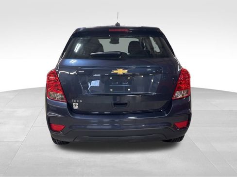 Used 2018 Chevrolet Trax LS image 5