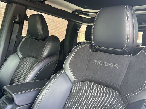 Certified 2025 Ford Bronco Raptor w/ Interior Carbon Fiber Pack AWD/4WD image 14