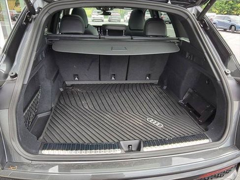 Used 2025 Audi SQ5 Premium Plus AWD/4WD image 9