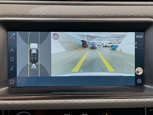 Used 2023 Land Rover Range Rover Evoque S image 10