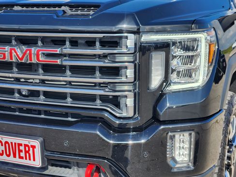 Used 2023 GMC Sierra 2500 AT4 w/ AT4 Premium Plus Package AWD/4WD image 8