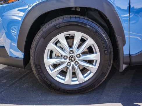 Certified 2026 Toyota Corolla Cross LE FWD image 11