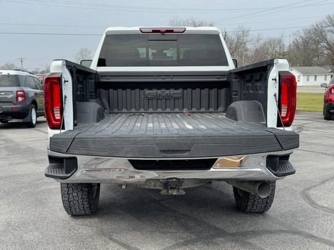 Used 2023 GMC Sierra 2500 SLT w/ SLT Premium Package image 5