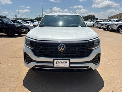 Used 2024 Volkswagen Atlas SEL Premium R-Line AWD/4WD image 8