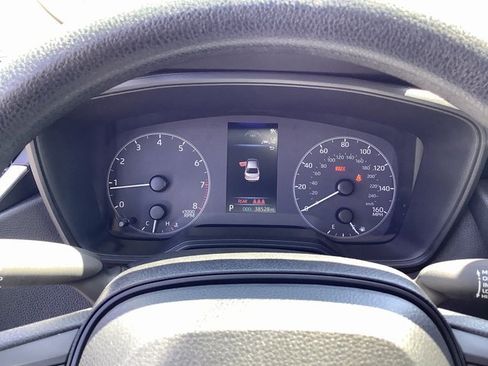 Used 2023 Toyota Corolla LE image 14