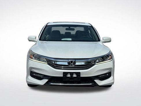Used 2016 Honda Accord EX image 10