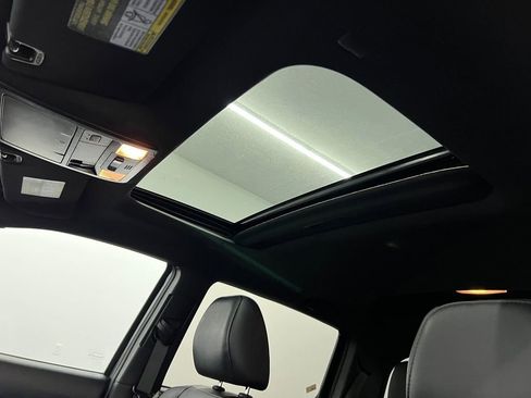 Used 2023 Toyota Tacoma Limited image 13