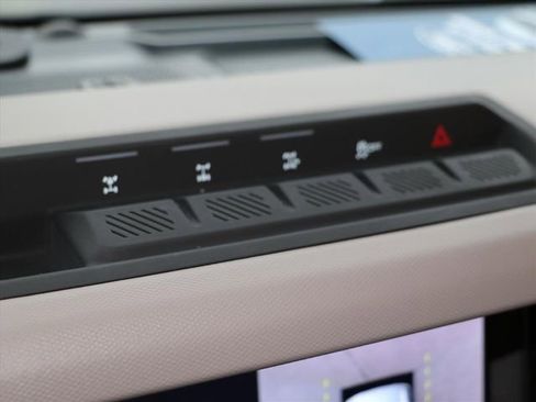 Used 2024 Ford Bronco Wildtrak image 27