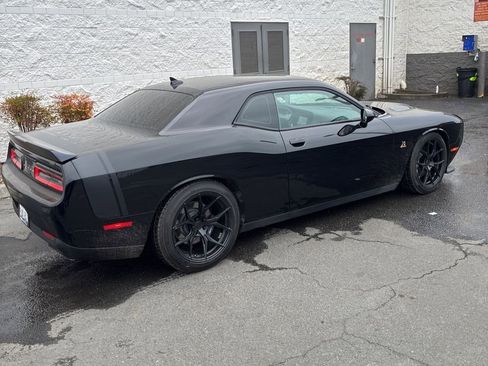 Used 2018 Dodge Challenger R/T Scat Pack image 5