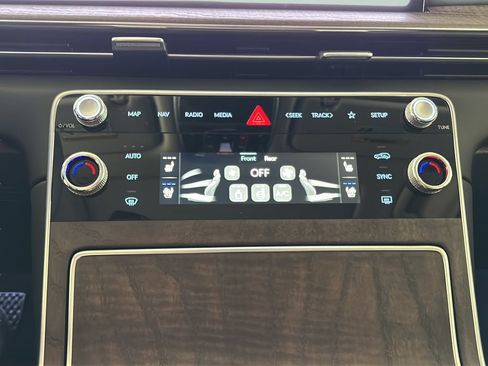 New 2026 Genesis GV80 2.5T Advanced AWD/4WD image 31