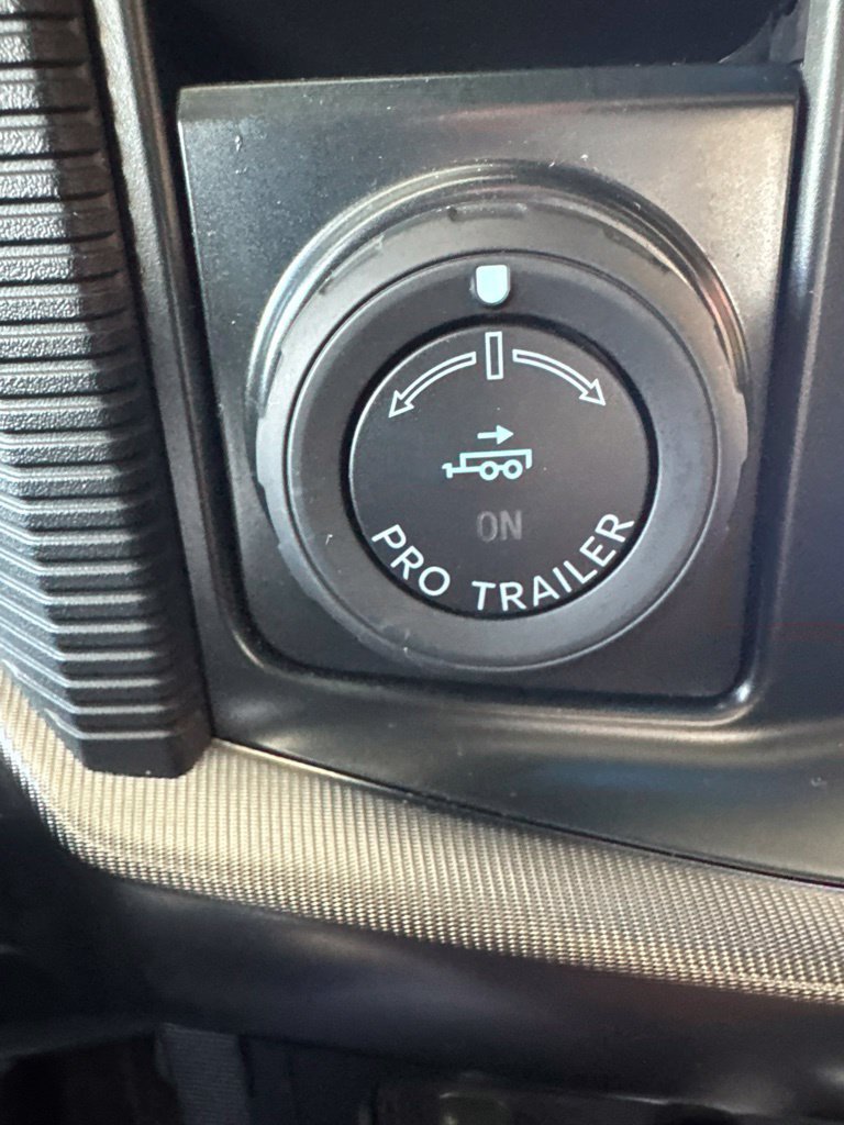 Used 2025 Ford F150 Platinum w/ Equipment Group 702A High AWD/4WD image 29