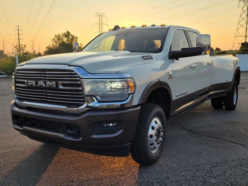 Used 2019 RAM 3500 Limited AWD/4WD image 8