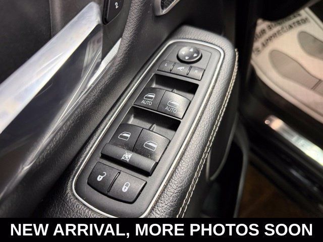 Used 2021 RAM 1500 Laramie w/ Night Edition AWD/4WD image 15
