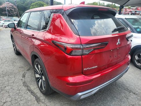 Used 2025 Mitsubishi Outlander SE AWD/4WD image 9