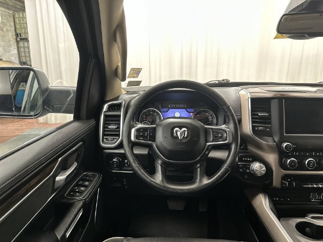 Used 2019 RAM 1500 Laramie AWD/4WD image 15