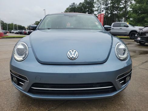 Used 2019 Volkswagen Beetle 2.0T Final Edition SEL FWD image 4