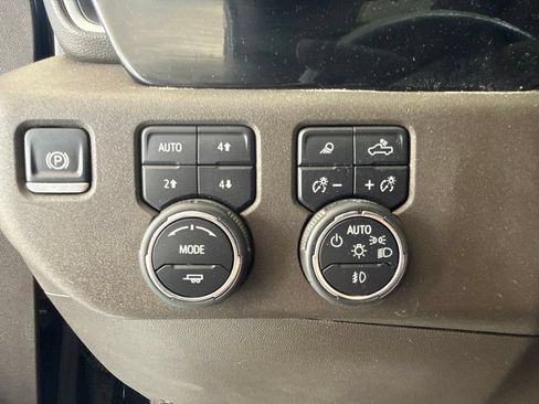 Used 2024 Chevrolet Silverado 1500 LTZ w/ Z71 Off-Road Package AWD/4WD image 27
