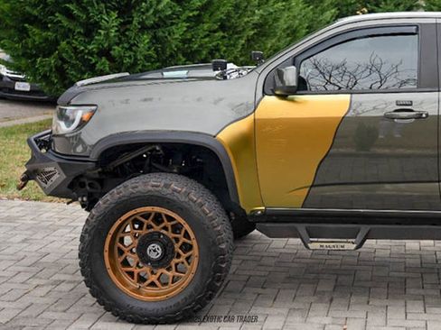 Used 2017 Chevrolet Colorado ZR2 w/ LPO, Premium Interior Package image 4